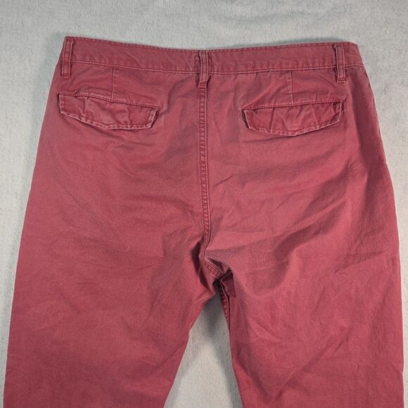 Gap Straight Vintage Khaki Pants Men's 35 x 32 Rooster Red Back Flap Pockets Y2K - Picture 4 of 9
